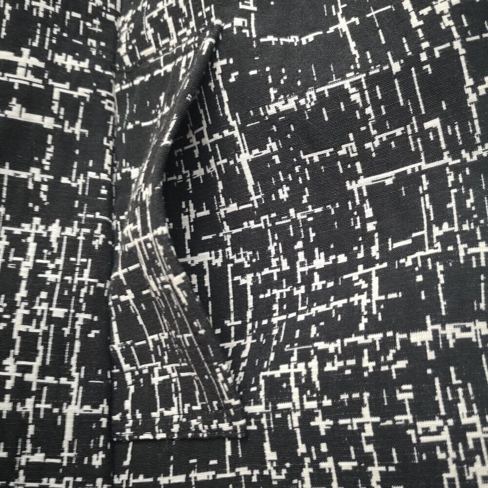 Cleo Petites Ladies Made in Canada Black & Cream Pattern Lined Coat - Picture 7 of 10
